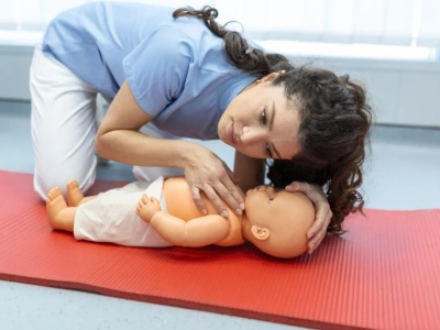 La formation aux premiers secours pour les parents : pourquoi et comment ?